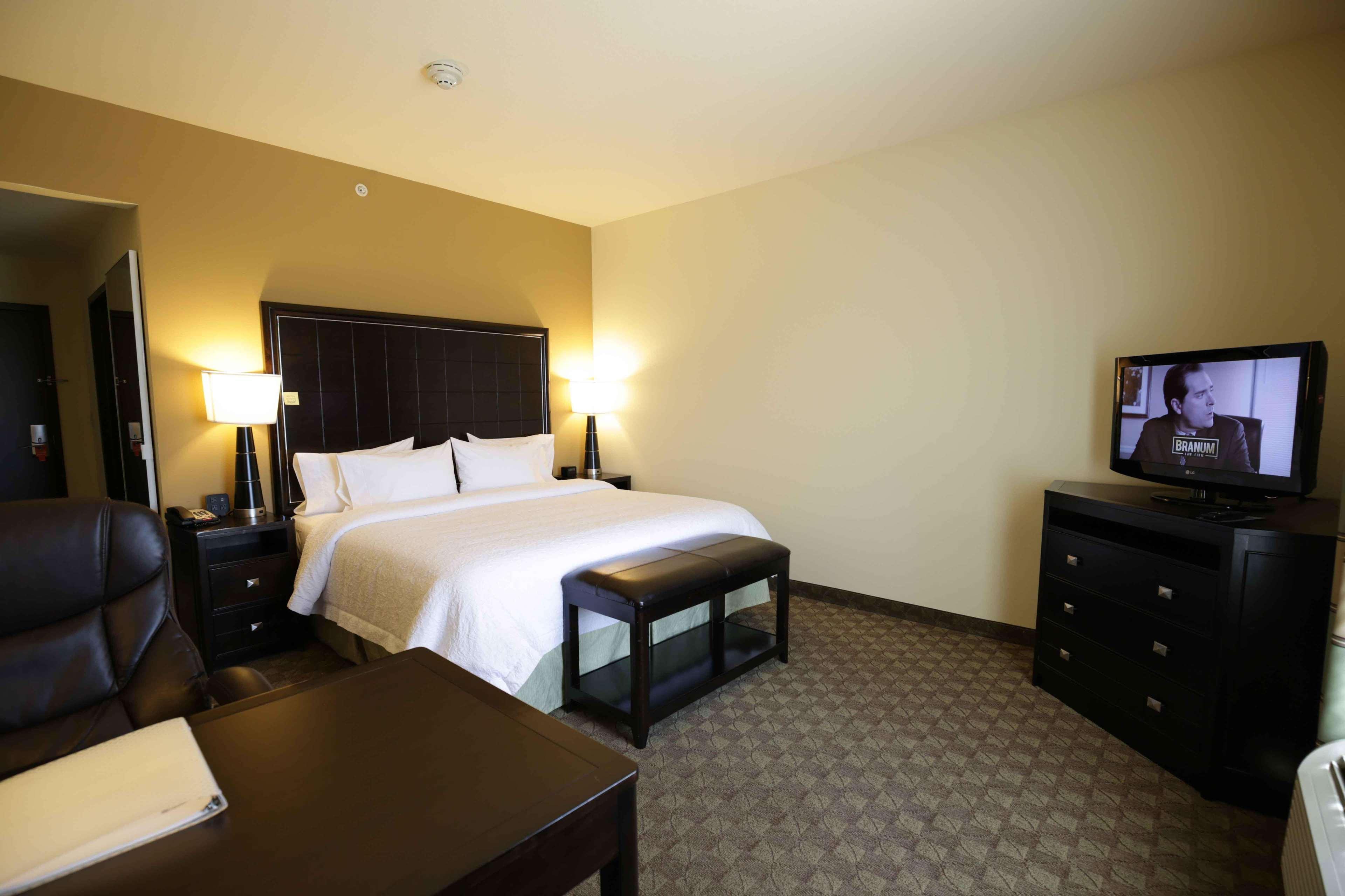 Hampton Inn & Suites Mcalester Bagian luar foto