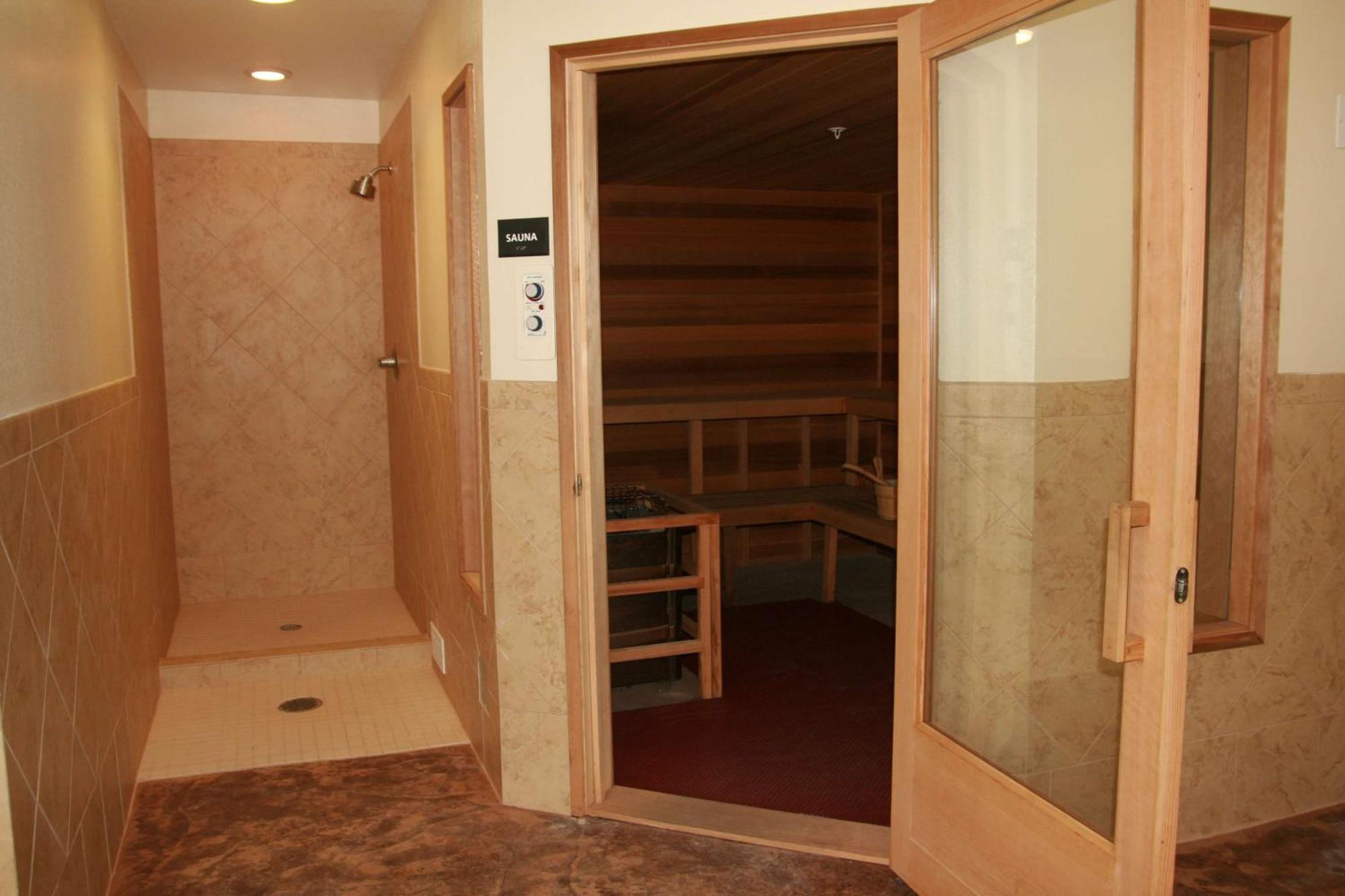 Hampton Inn & Suites Mcalester Bagian luar foto